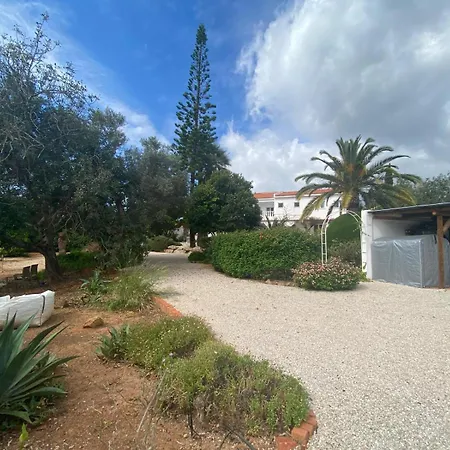 Casa Paraiso Living Cuisine 2 Chambres, Salle De Bains, Espaces Exterieurs Prives, Grande Piscine Et Jardins Partages, A Proximite Des Plages De Fuseta Et De La Ria Formosa Hébergement de vacances Moncarapacho