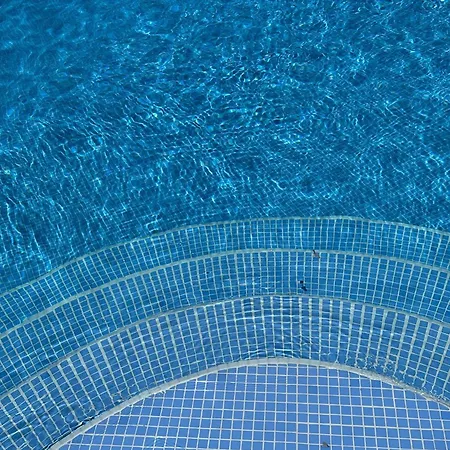 Casa Paraiso Living Cuisine 2 Chambres, Salle De Bains, Espaces Exterieurs Prives, Grande Piscine Et Jardins Partages, A Proximite Des Plages De Fuseta Et De La Ria Formosa *